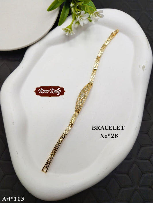 Plain Gold Bracelet – Sleek & Elegant Minimal Design