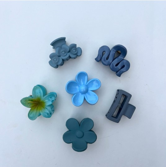 Blue Combo Claws ā Cool & Calm Hair Clips in Trendy Blue Tones