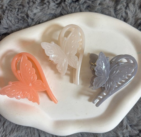 Butterfly Claw Clip – Small Single Piece Hair Accessory