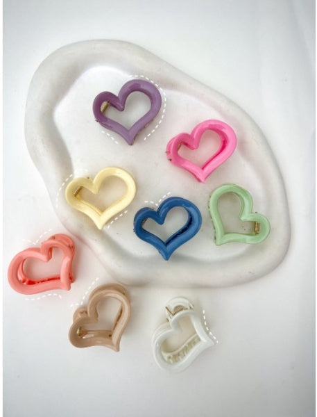 Heart Claw Clips – Set of 2 Cute & Romantic Hair Accessories