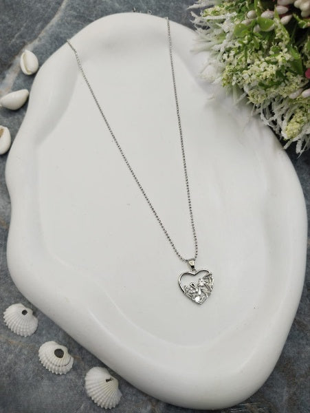 Dainty Heart Pendant Necklace
