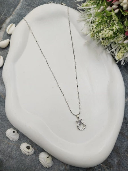 Elegant Round Stone Necklace