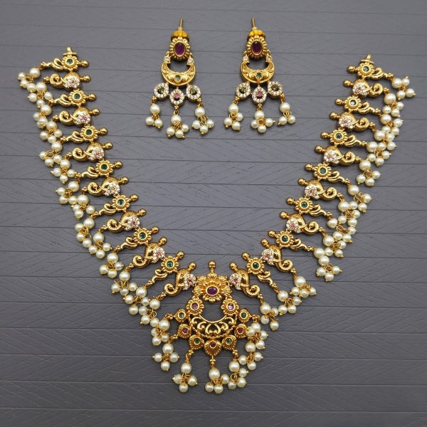 Traditional Shanka Design Necklace Set