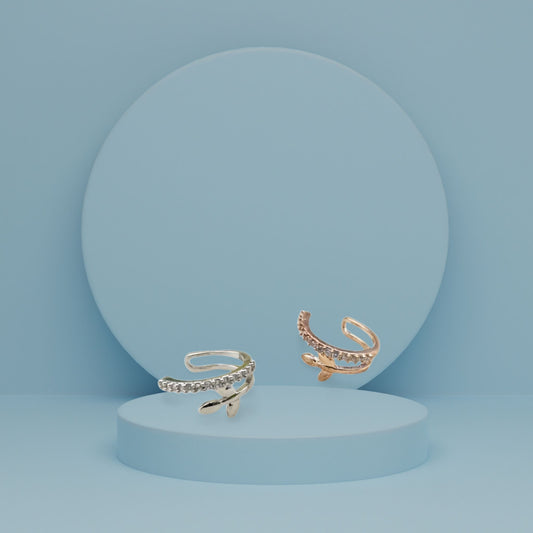 Minimalist Ear Cuff – Adjustable & Elegant