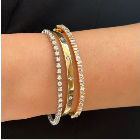 Gold Tennis Bracelet – Classic & Elegant Crystal Accent Jewelry